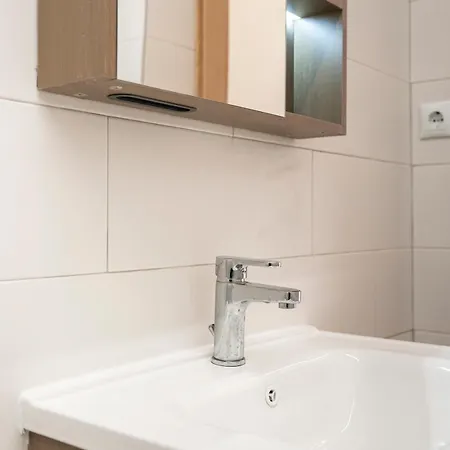 Topfix Luxury 1 דירה *